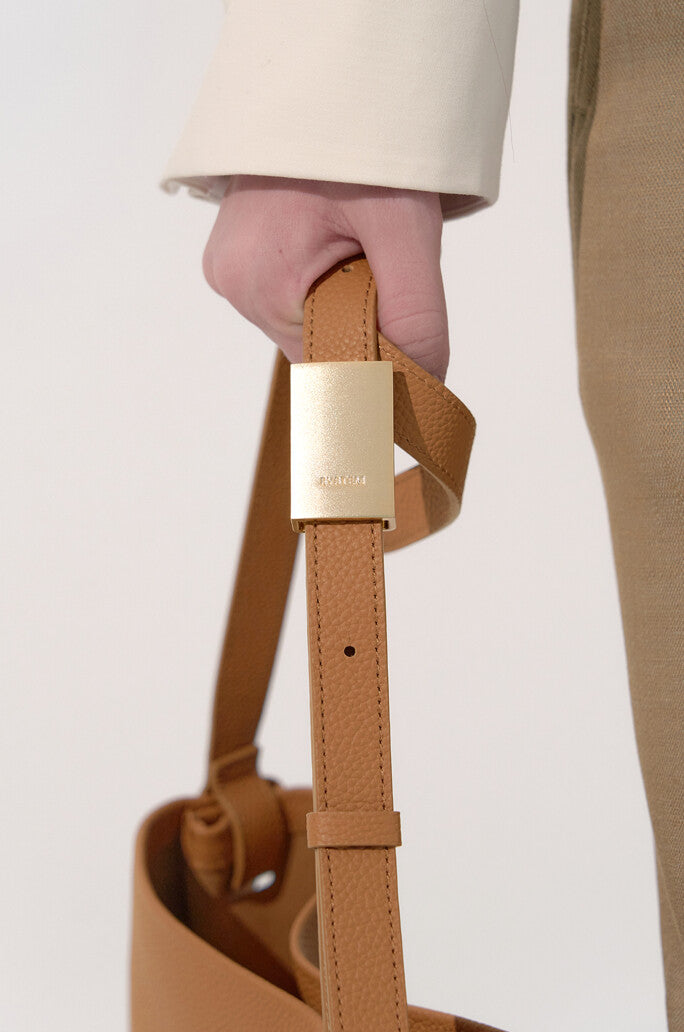 Curvea Bucket Bag