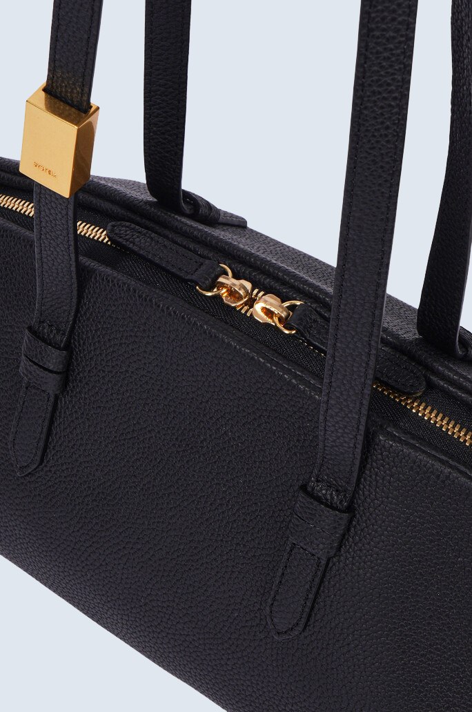 Curvea East-West Bag