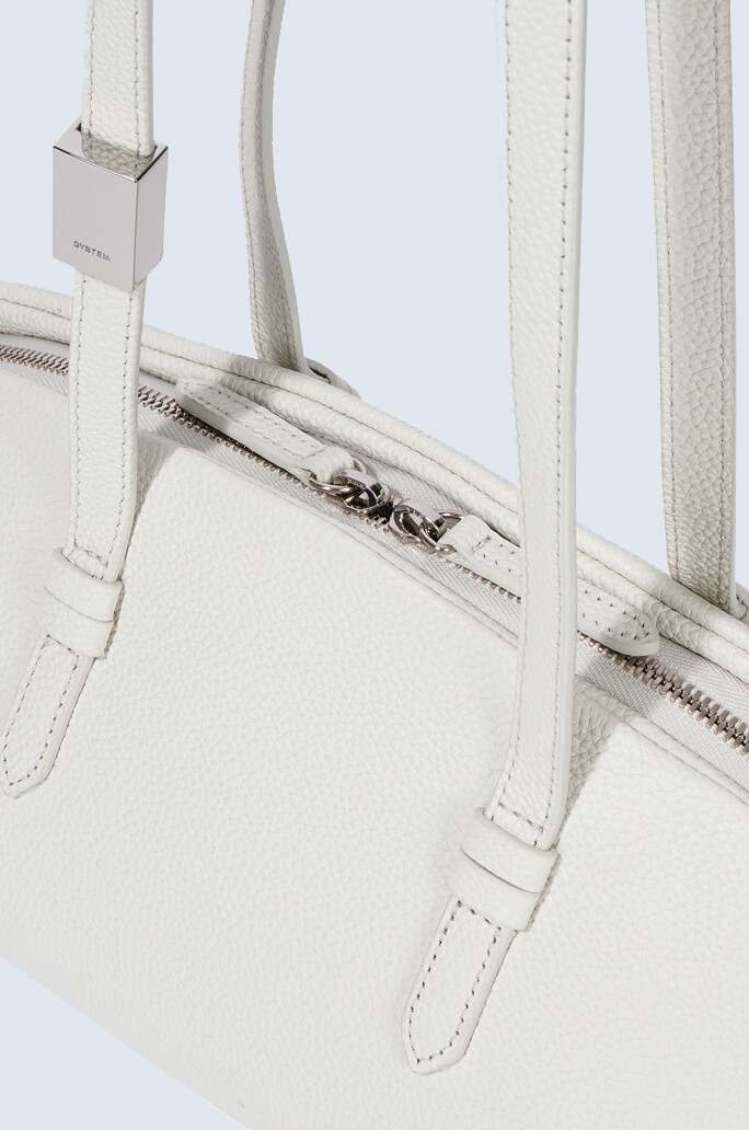 Curvea East-West Bag