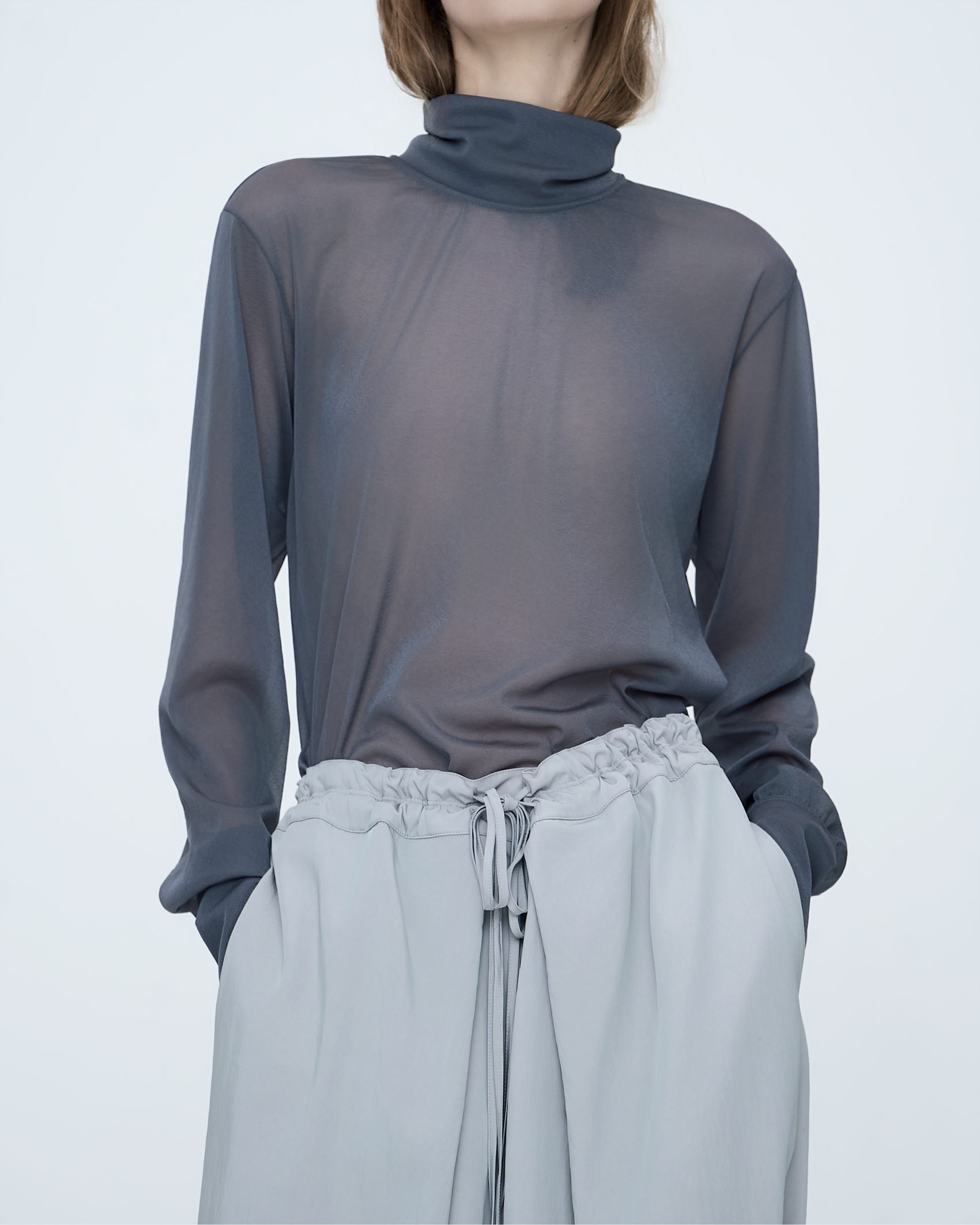 Back-Point Long Sleeve Top