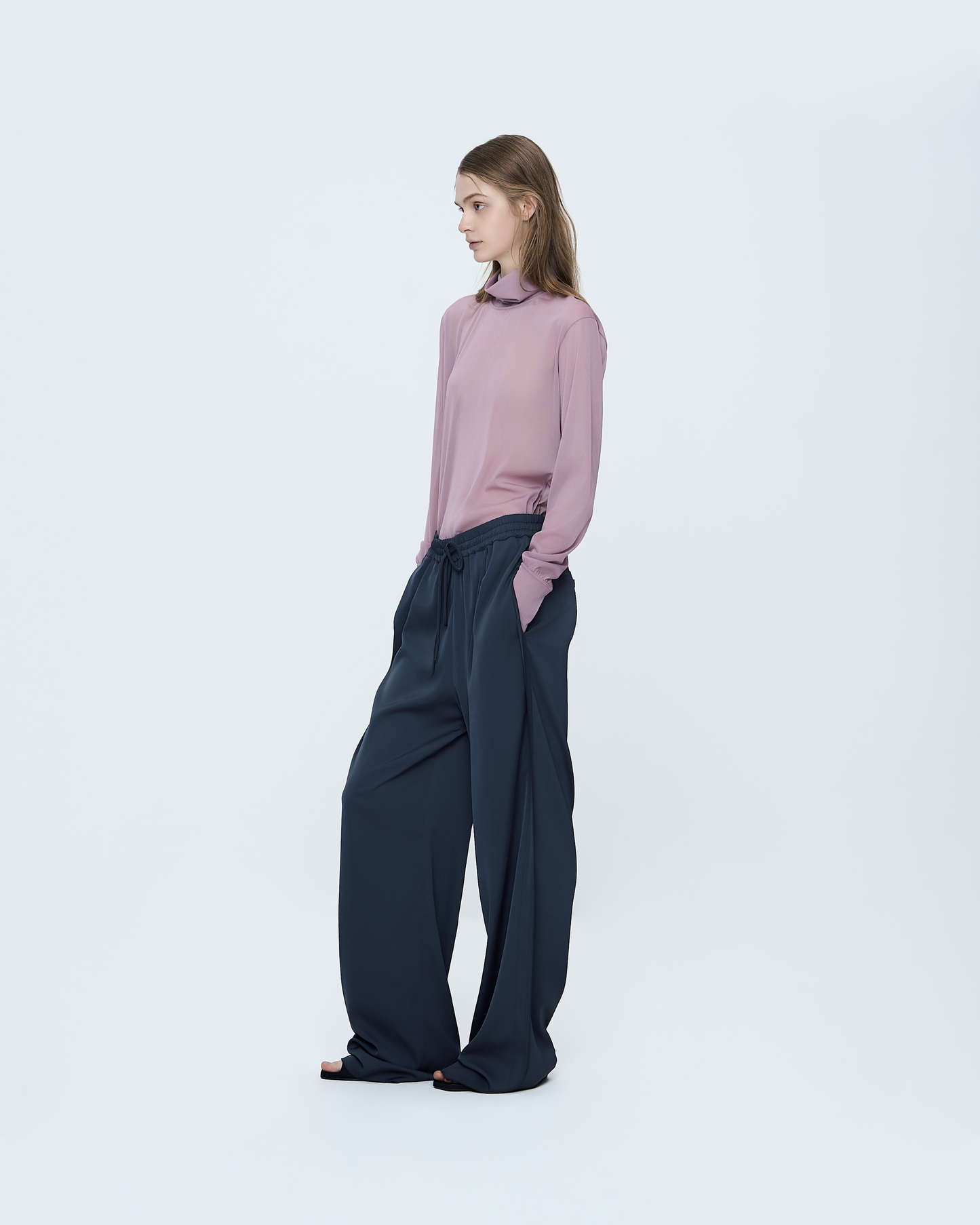 Back-Point Long Sleeve Top