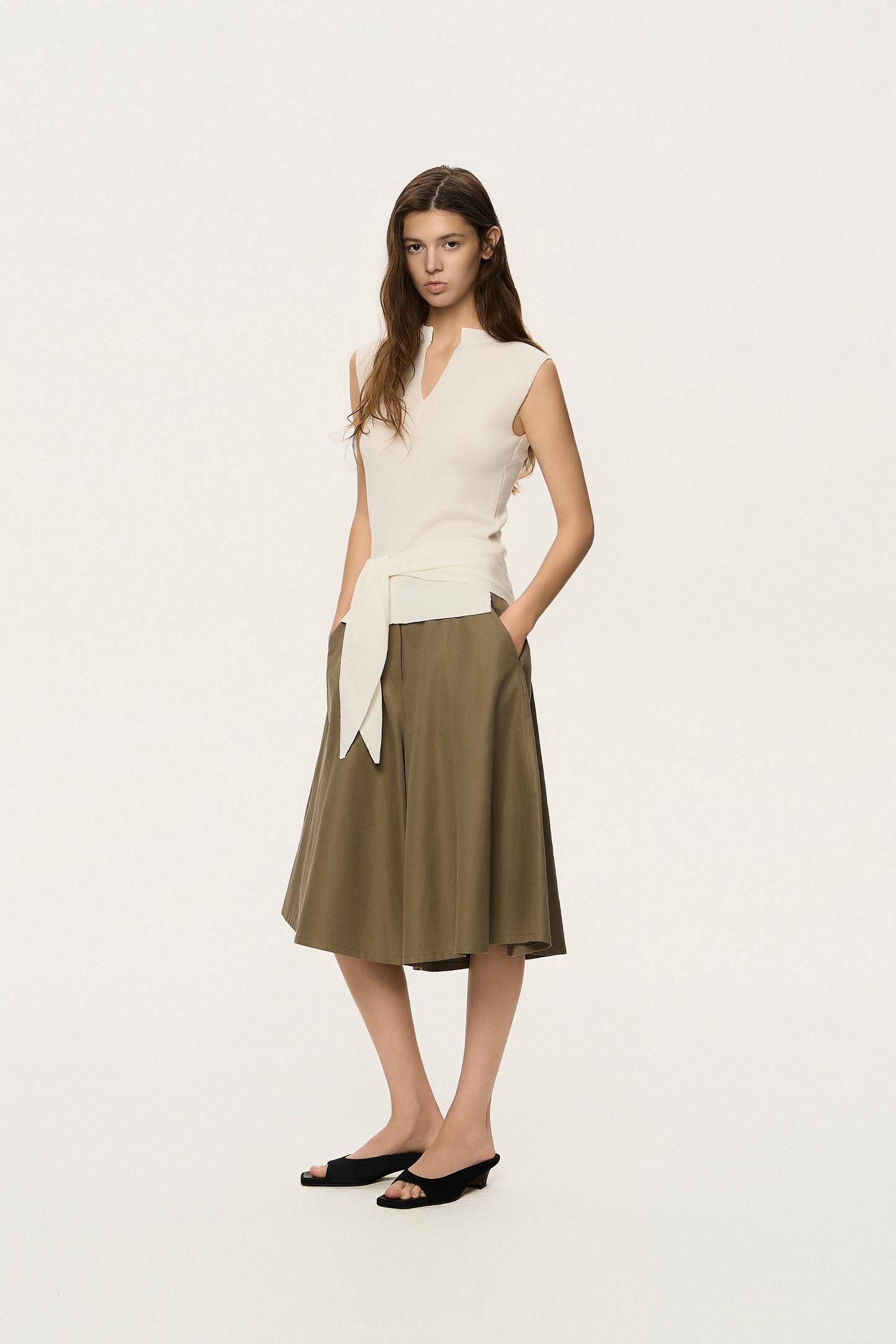 Knotted Sleeveless Knit Top