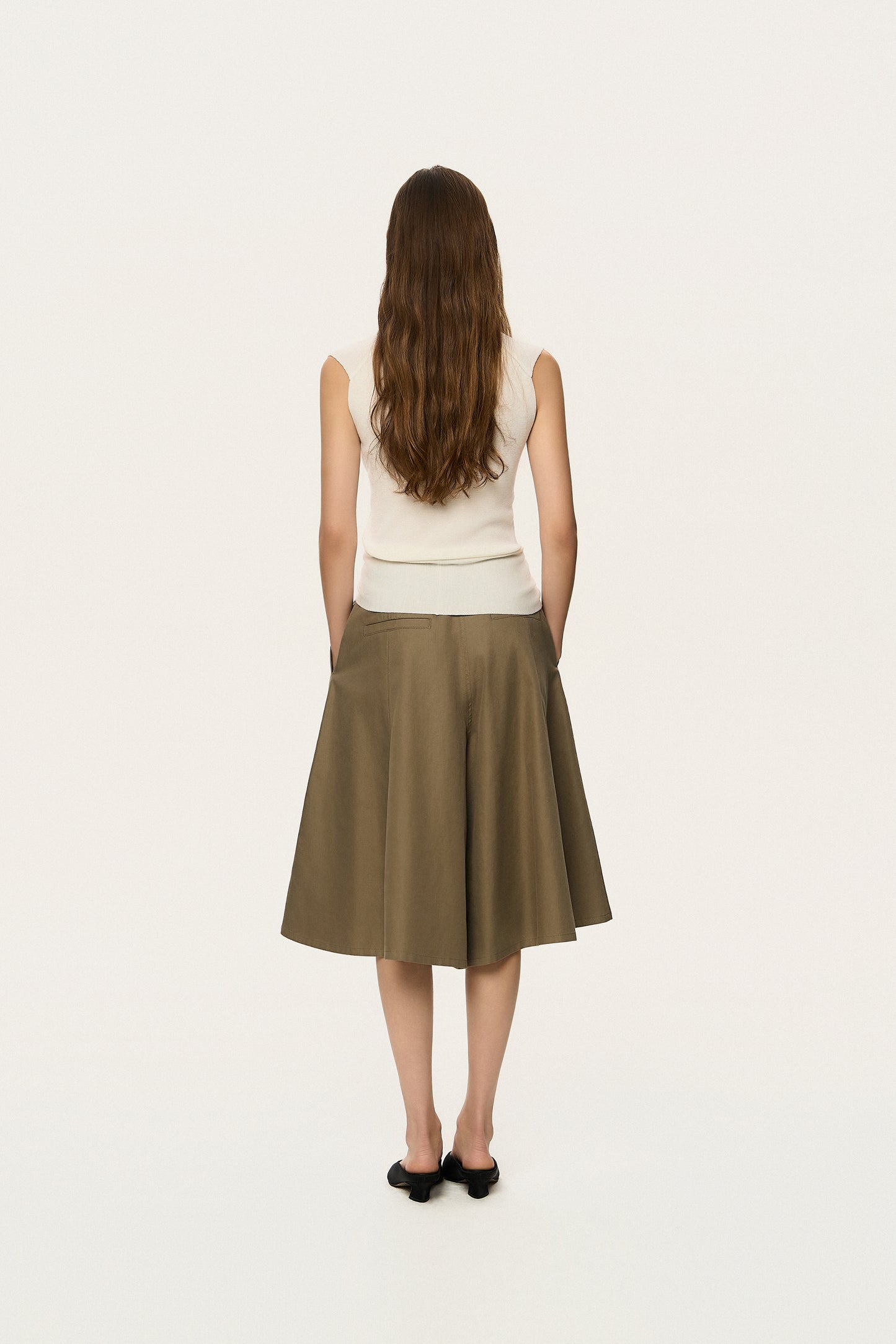 Knotted Sleeveless Knit Top