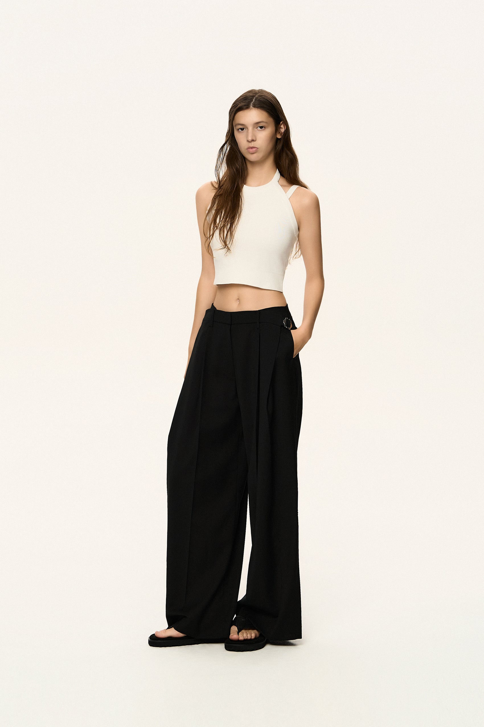 Signature Tuck Pants