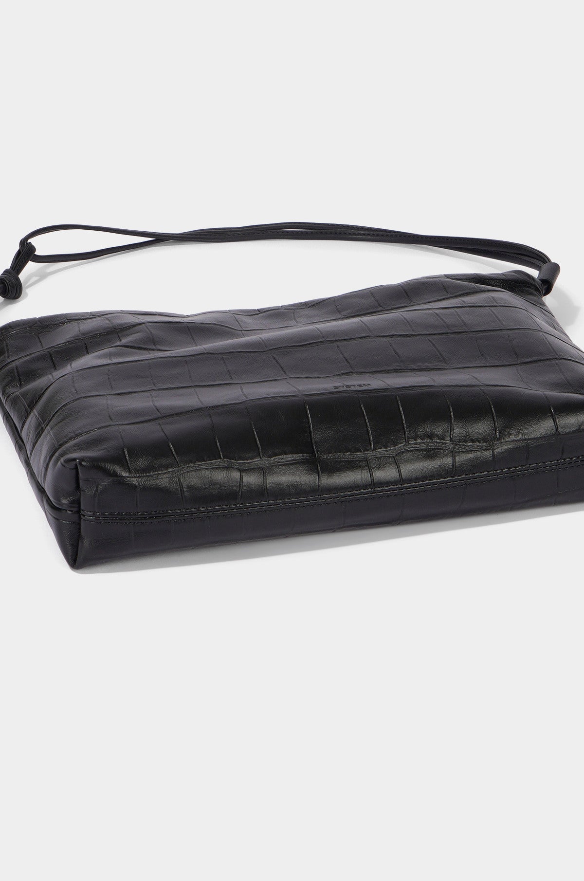 REEV LEATHER SHOULDER BAG