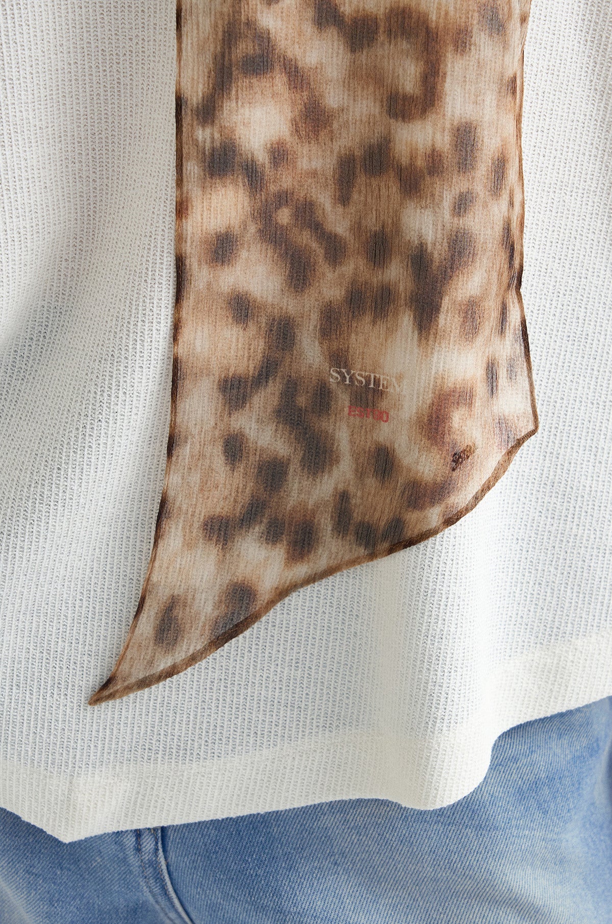 SILK LEOPARD SCARF