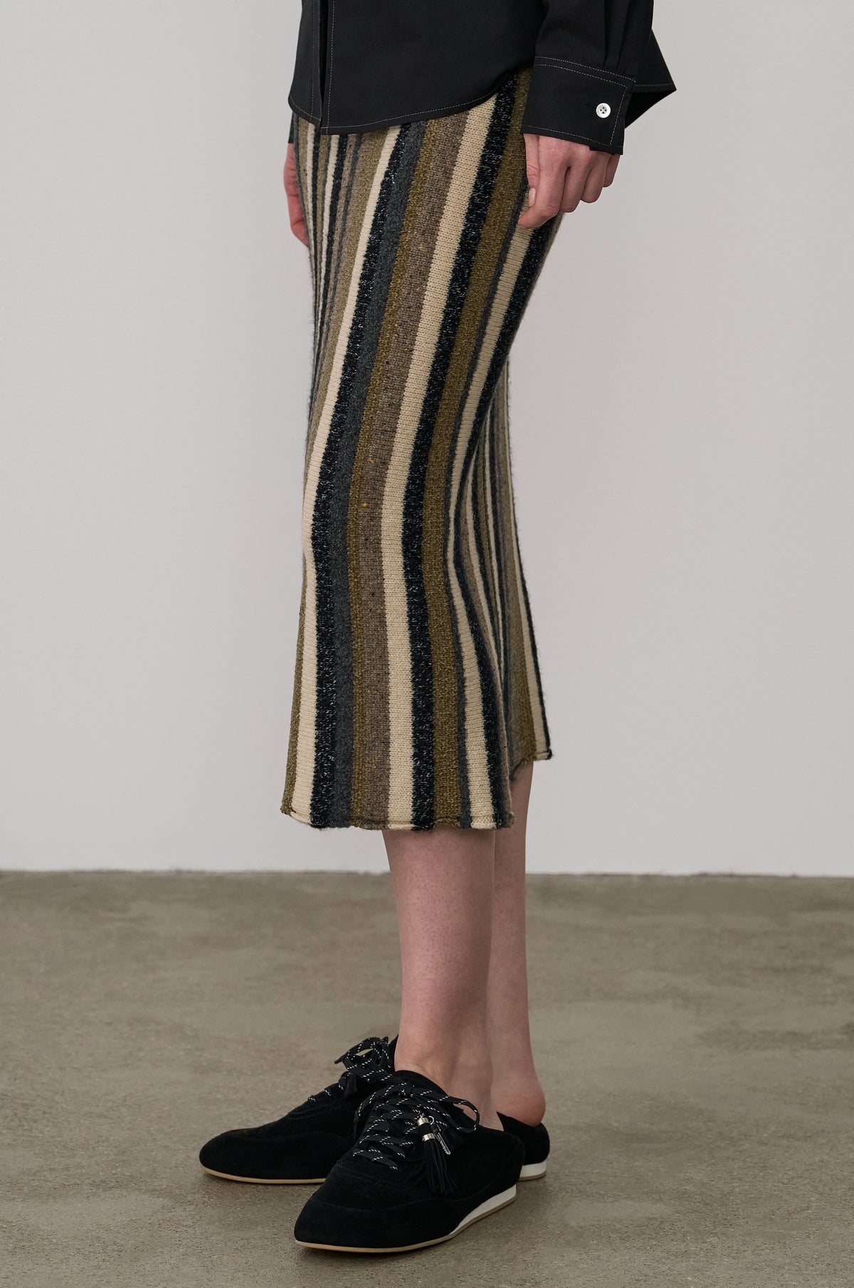 MULTI YARN STRIPED KNIT SKIRT