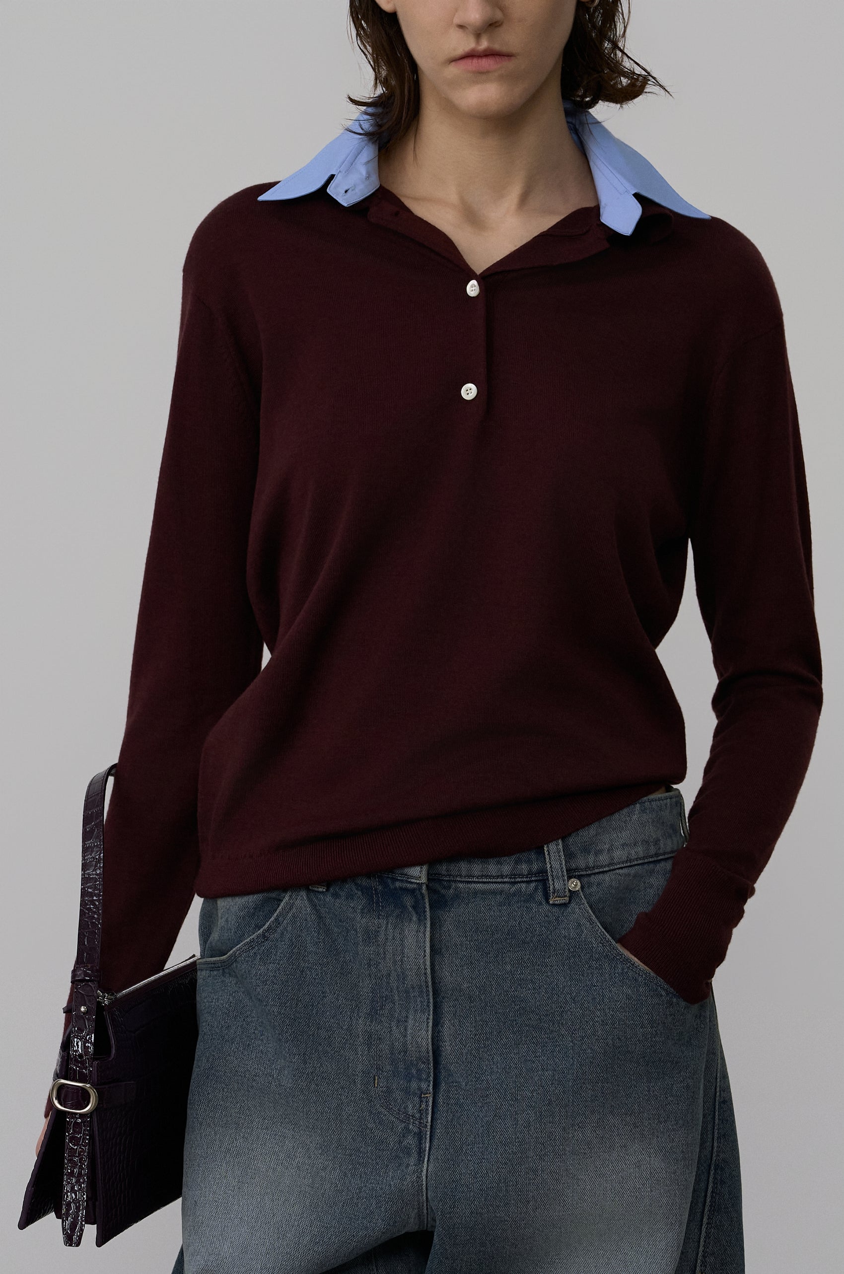 DETACHABLE COLLAR SLIM-FIT KNIT TOP