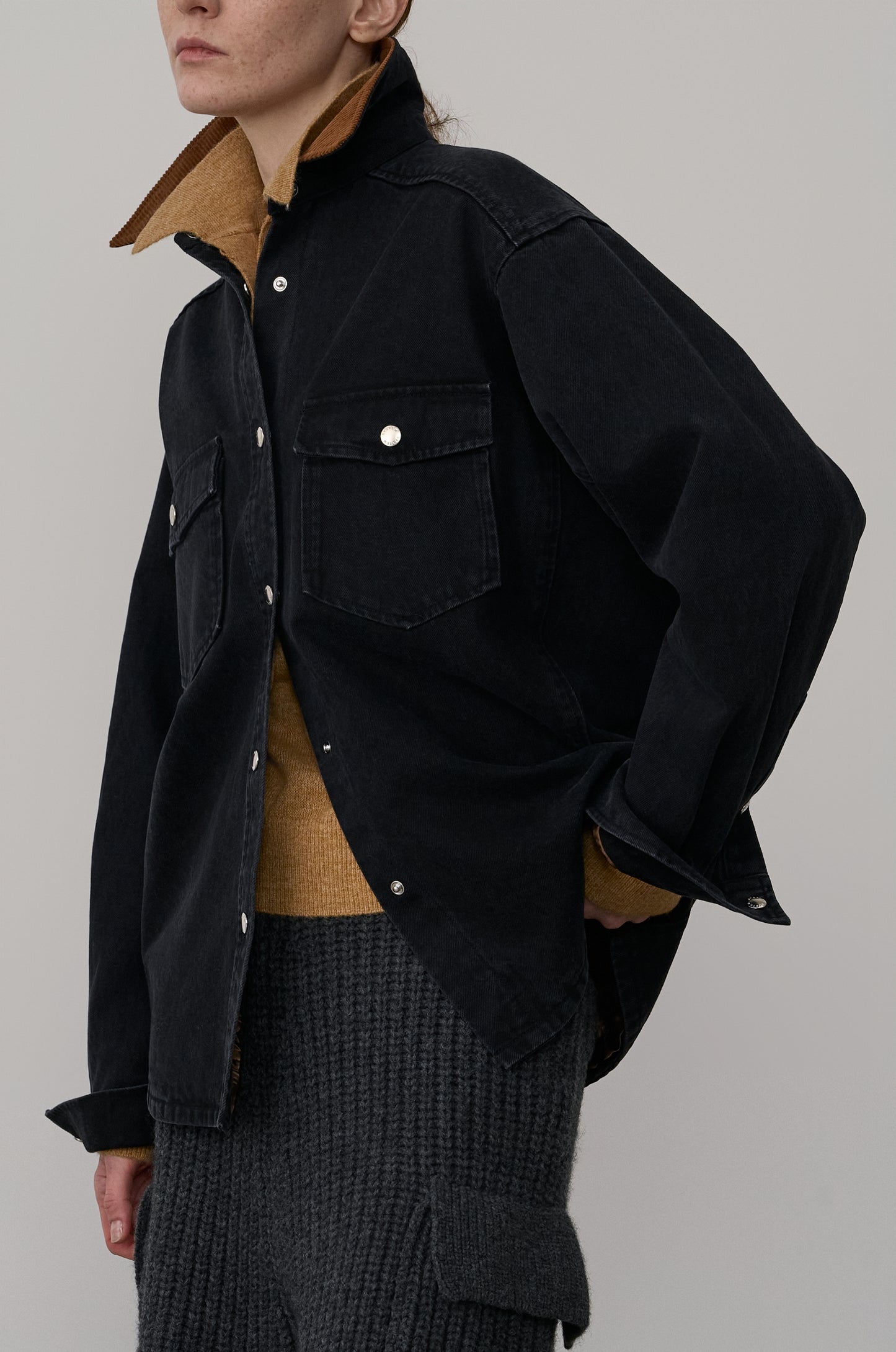 CORDUROY-COLLAR CONTRAST DENIM JACKET