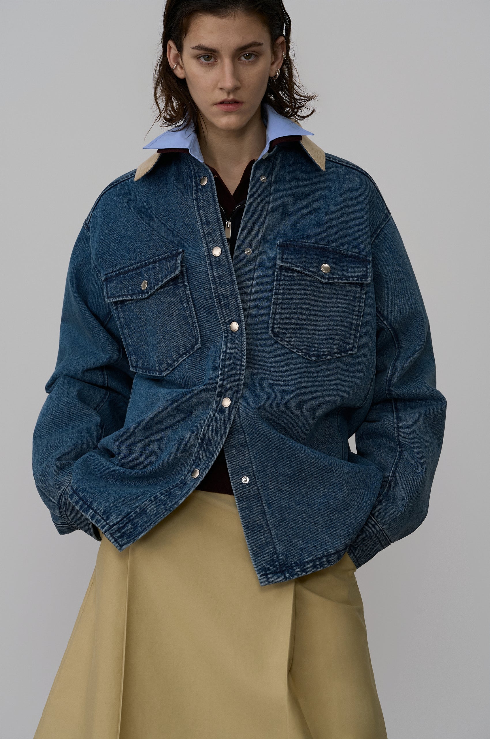 CORDUROY-COLLAR CONTRAST DENIM JACKET