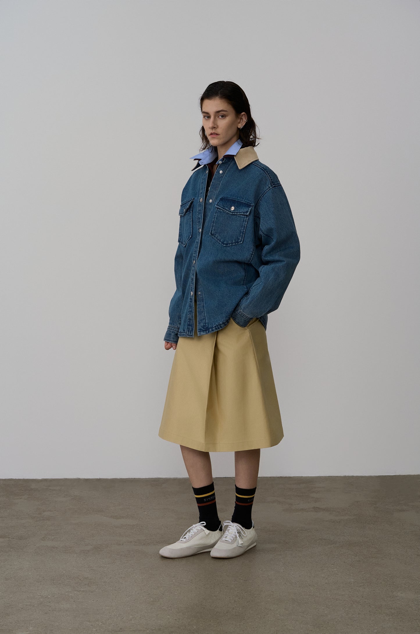 CORDUROY-COLLAR CONTRAST DENIM JACKET