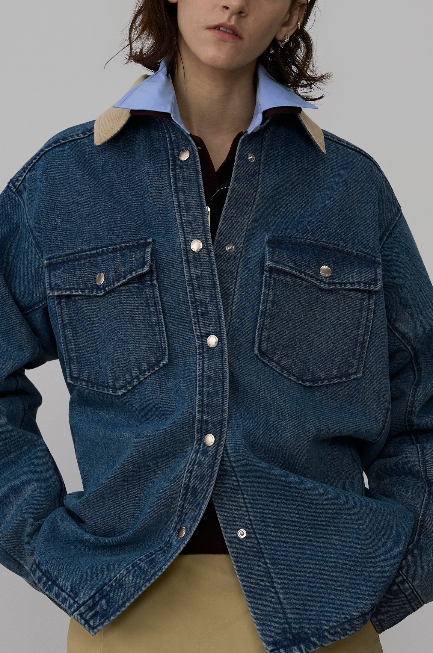 CORDUROY-COLLAR CONTRAST DENIM JACKET