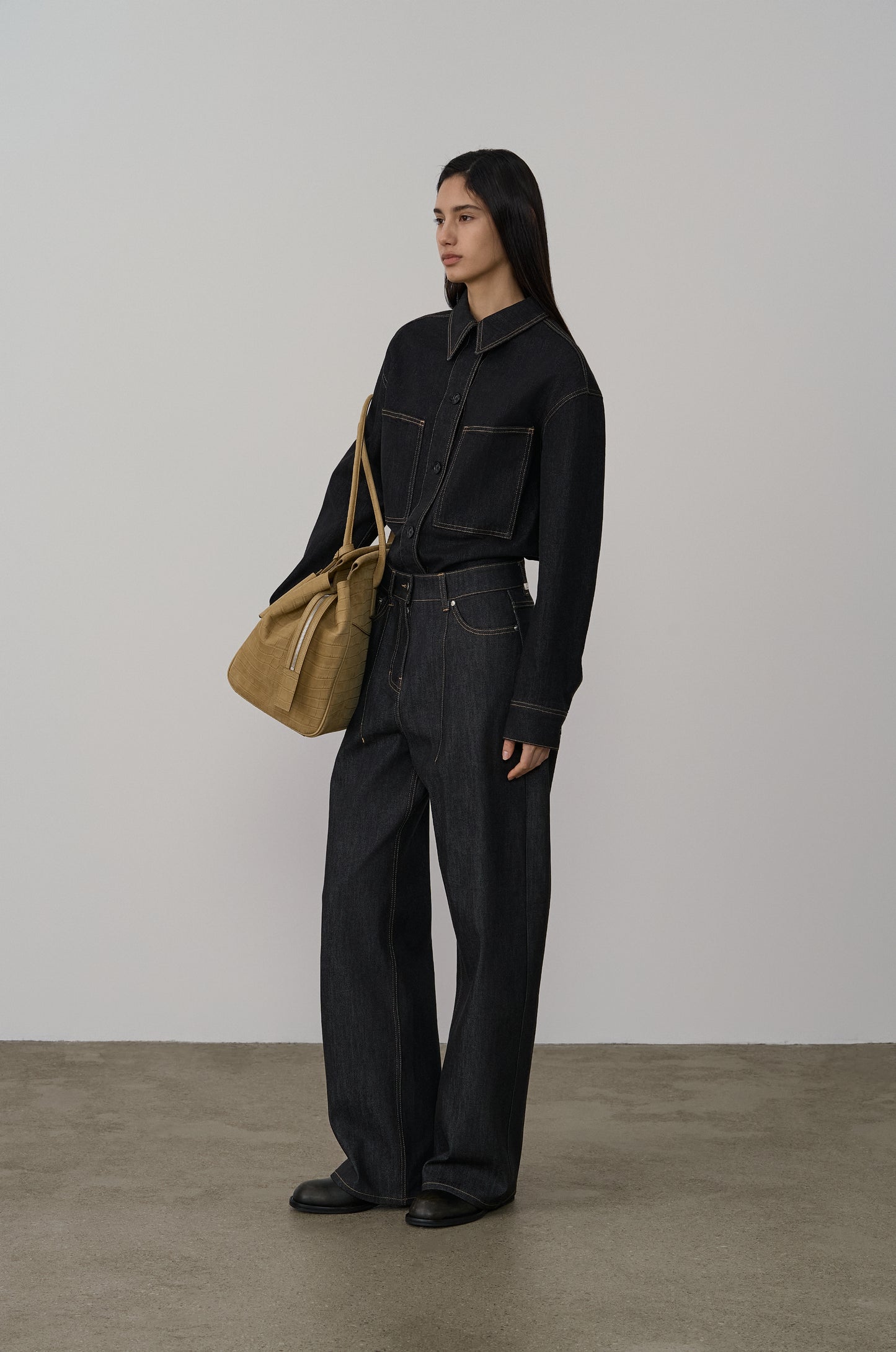 STRUCTURED O-LINE RAW DENIM PANTS
