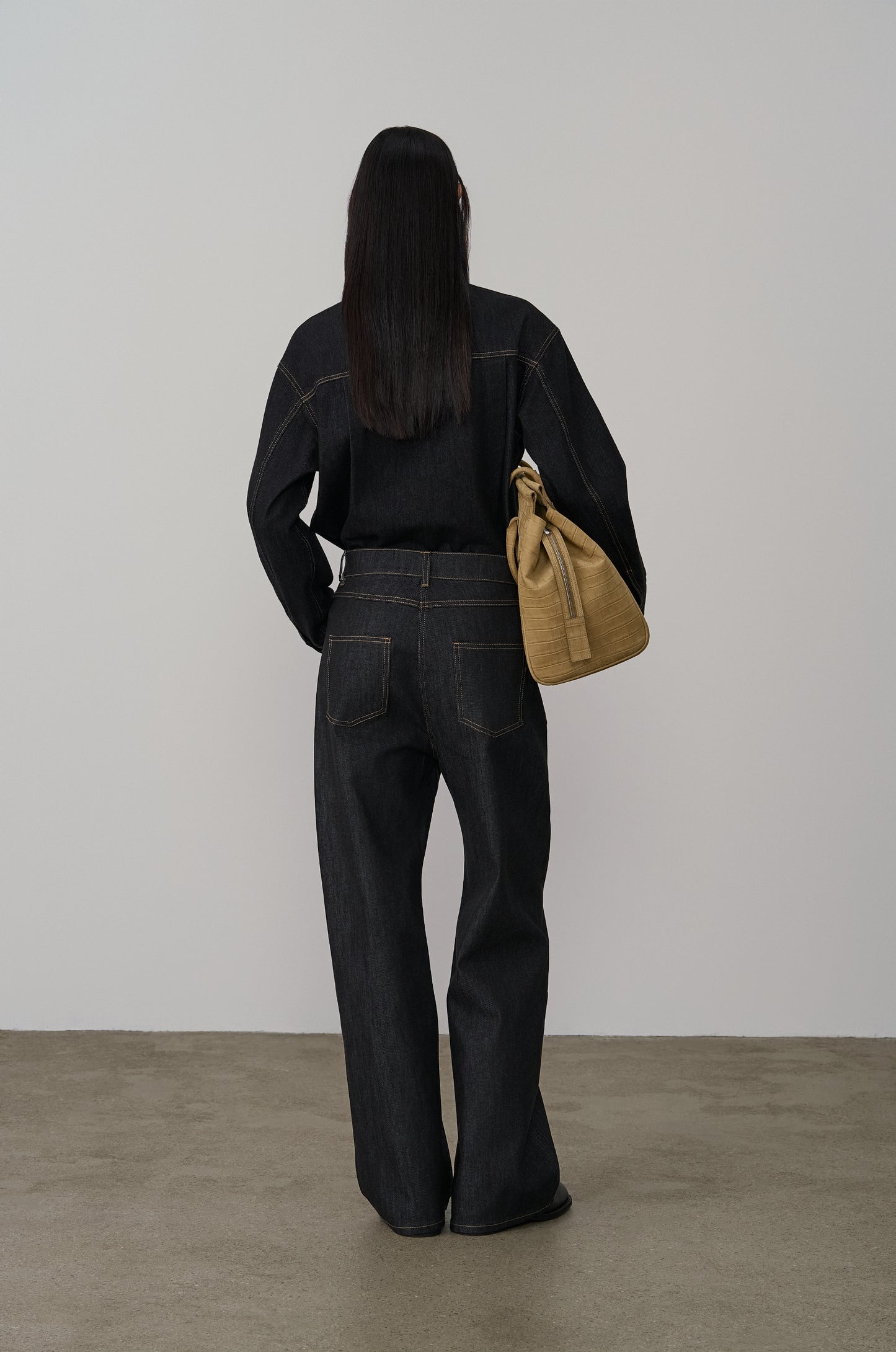 STRUCTURED O-LINE RAW DENIM PANTS