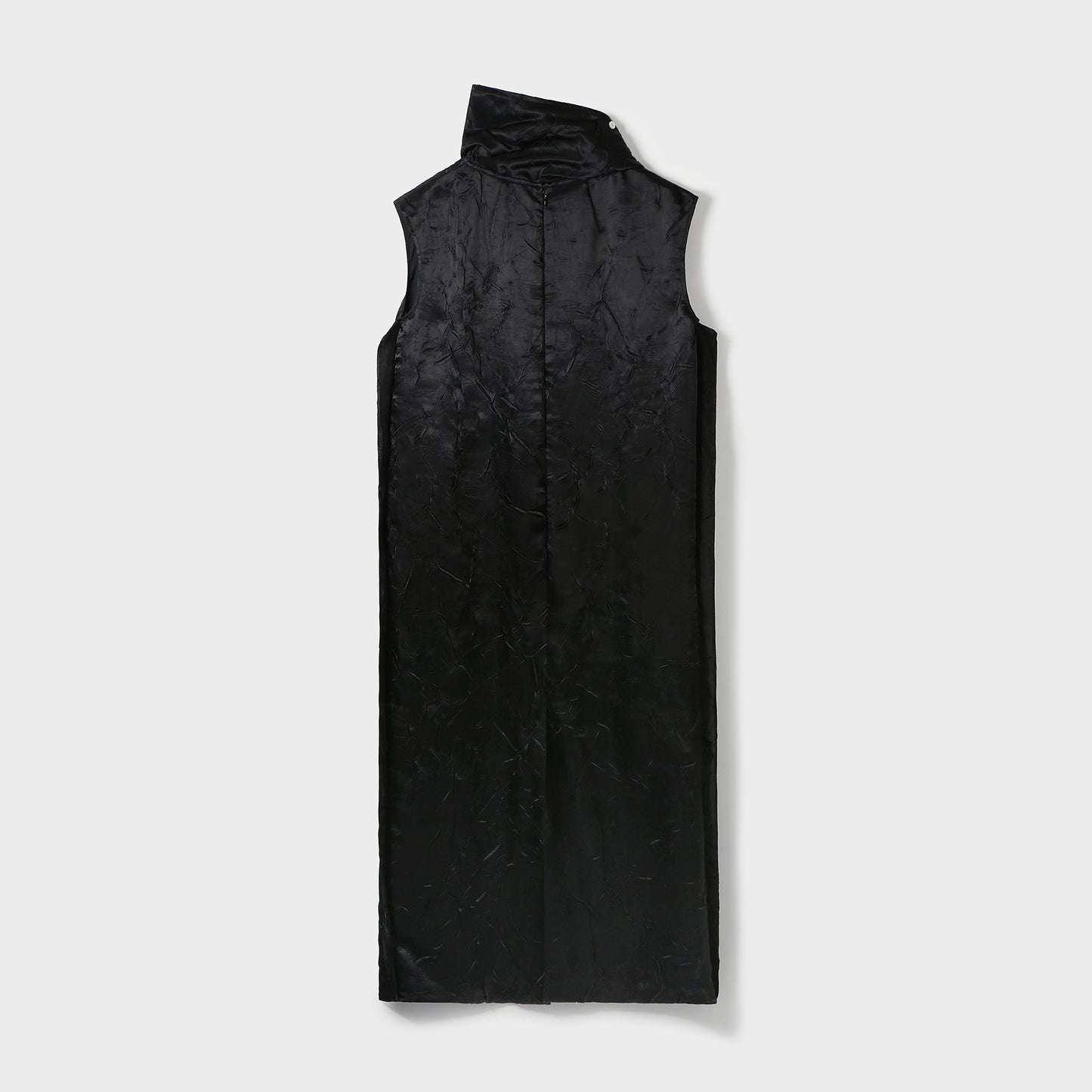 SCARF DETAIL SLEEVELESS CRINKLED DRESS