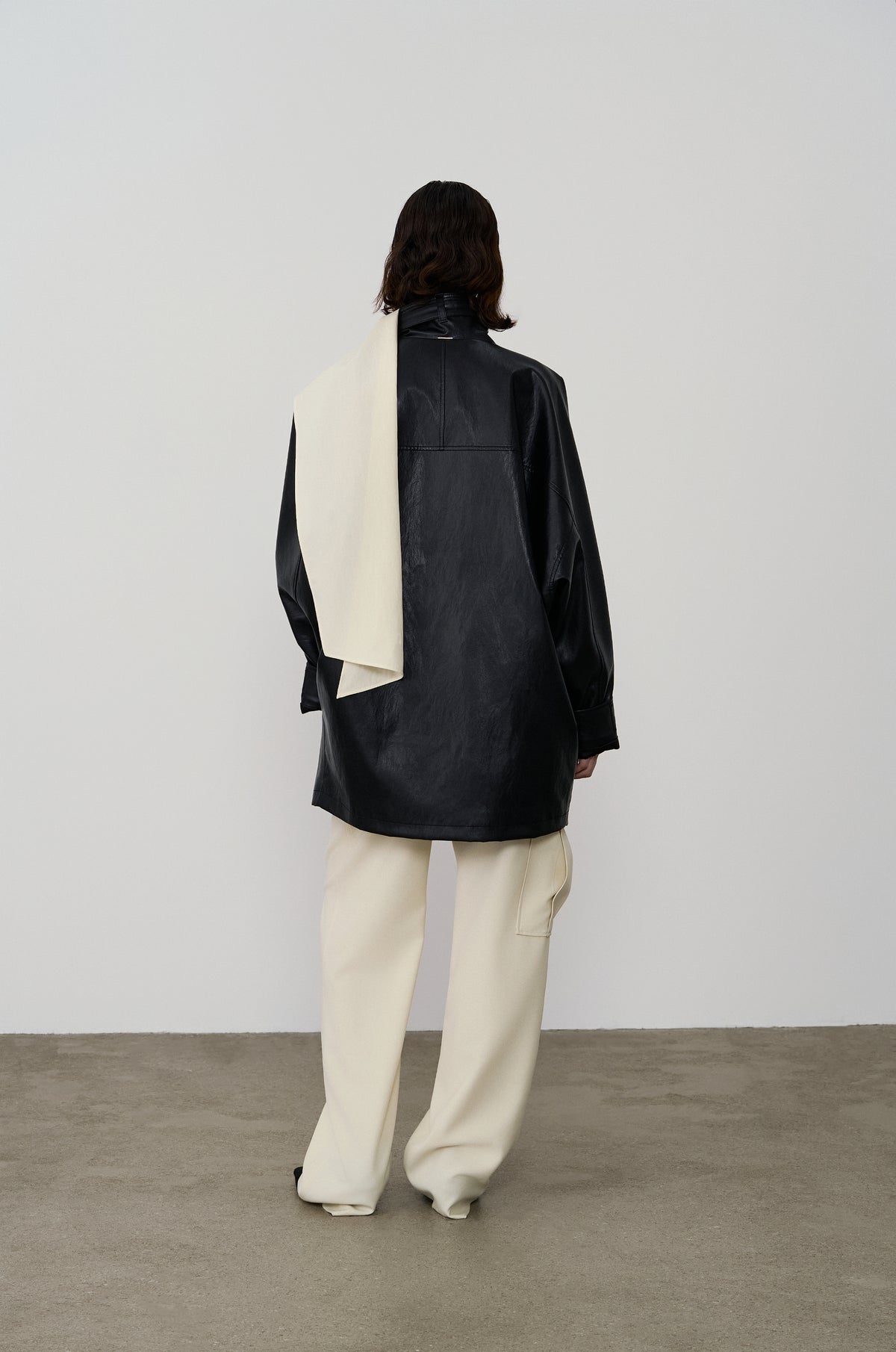 FUNNEL-NECK COATED HALF JACKET