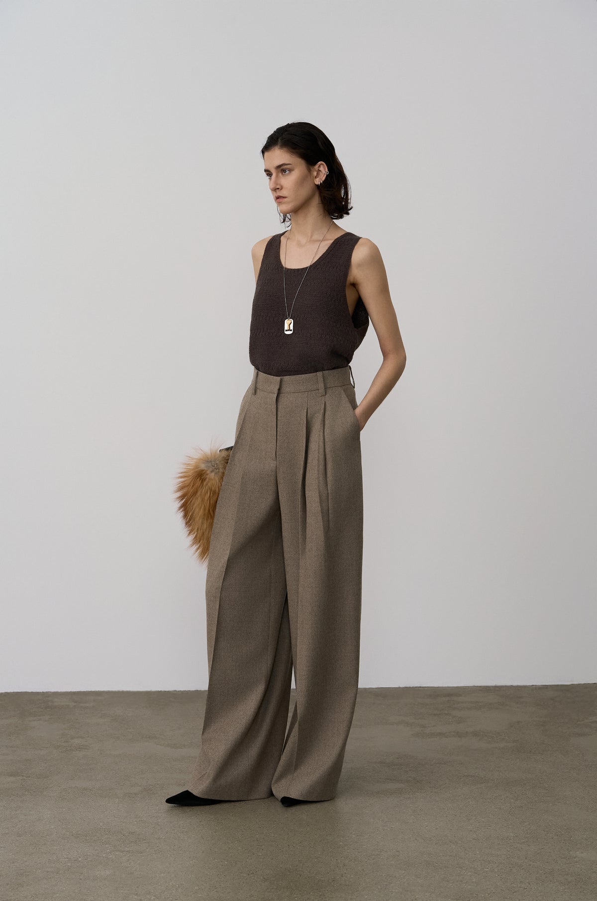CLASSIC TWO-TUCK WIDE-FIT PANTS