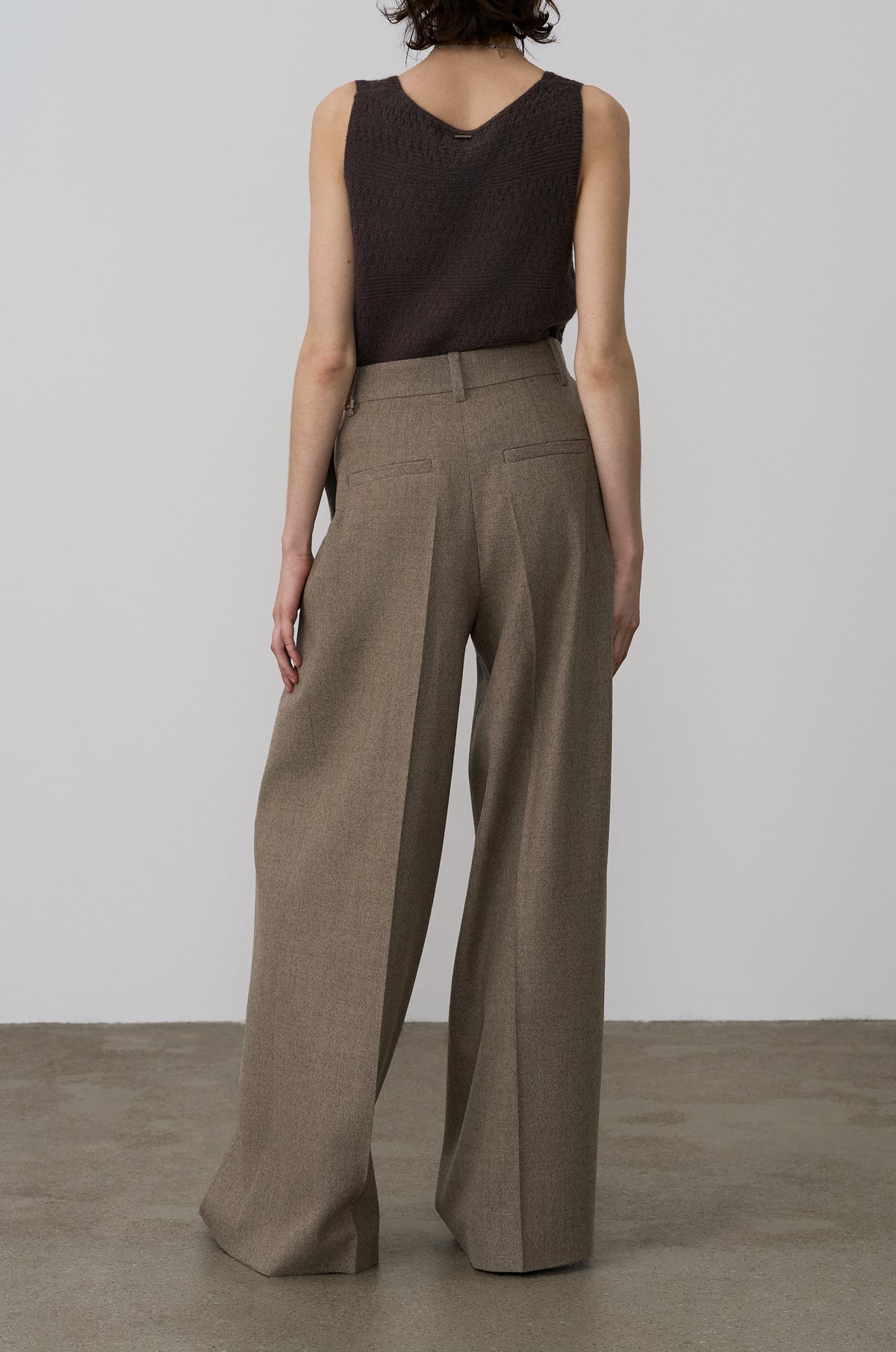 CLASSIC TWO-TUCK WIDE-FIT PANTS