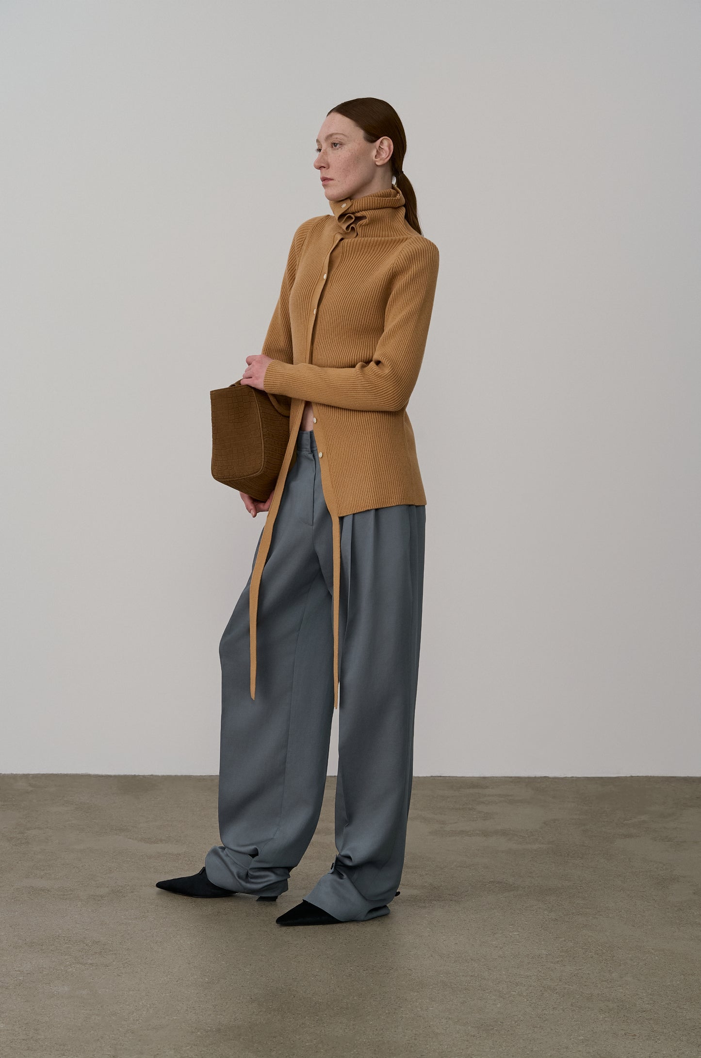 CLASSIC DOUBLE PLEAT TAILORED PANTS