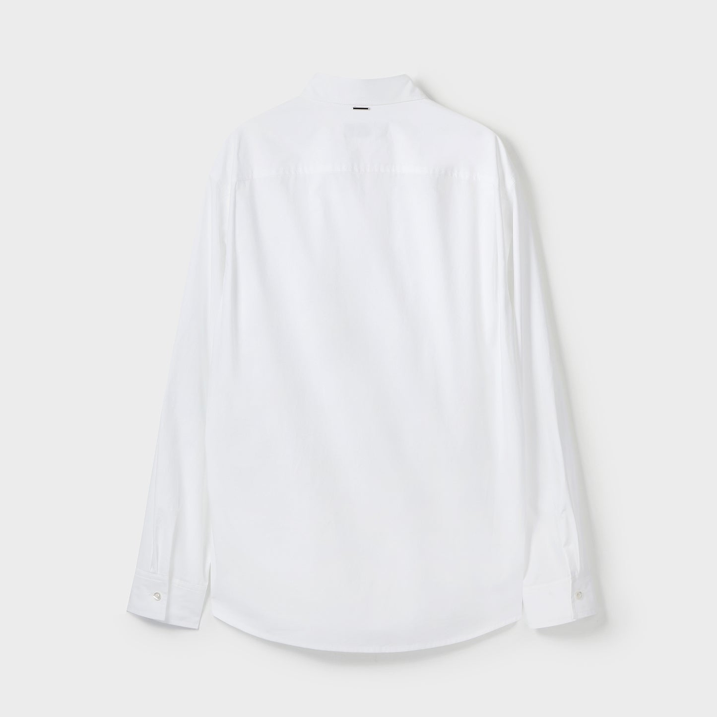 CLASSIC BUTTON-UP SHIRT