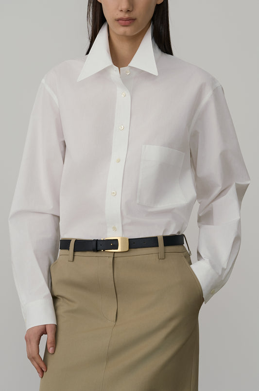 CLASSIC BUTTON-UP SHIRT