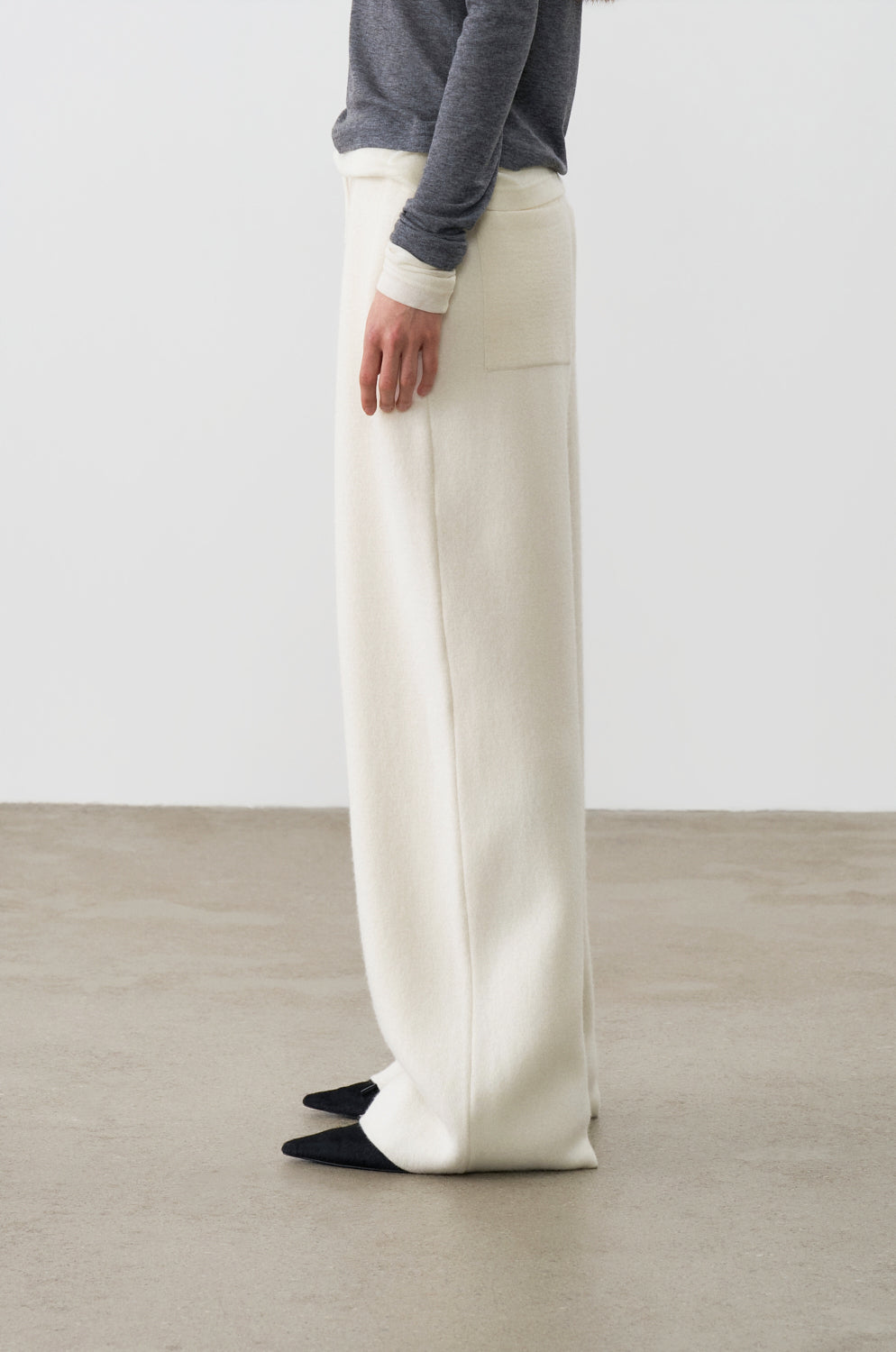 DOUBLE-FACED KNIT PANTS