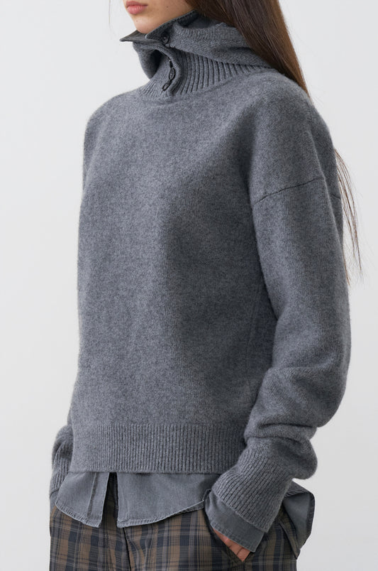 BUTTONED HOODED KNIT TOP