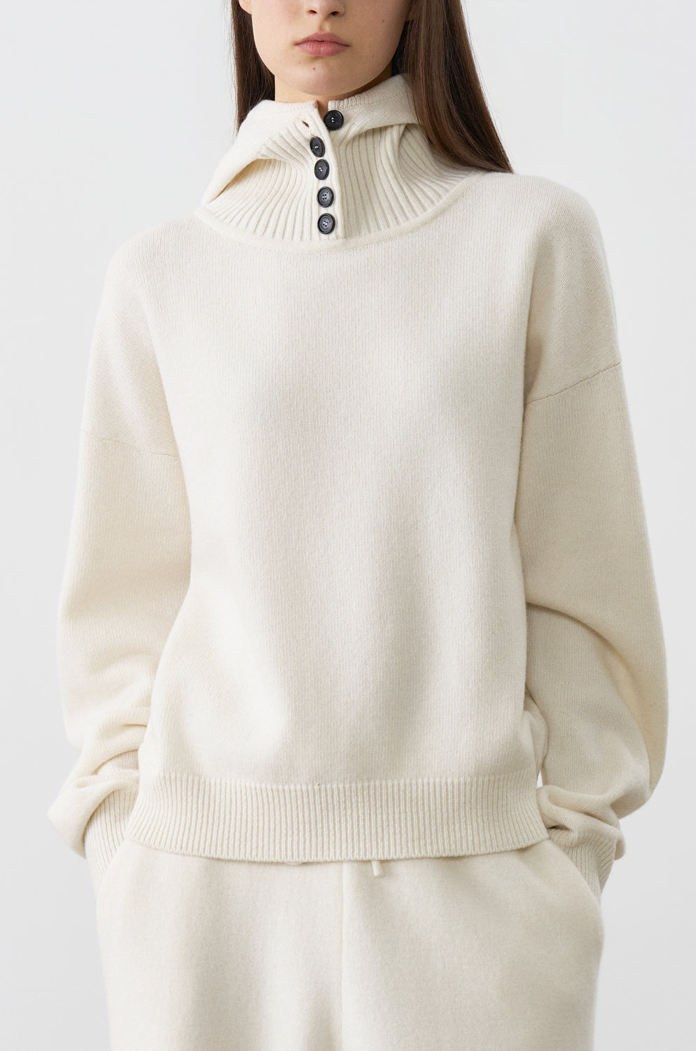 BUTTONED HOODED KNIT TOP