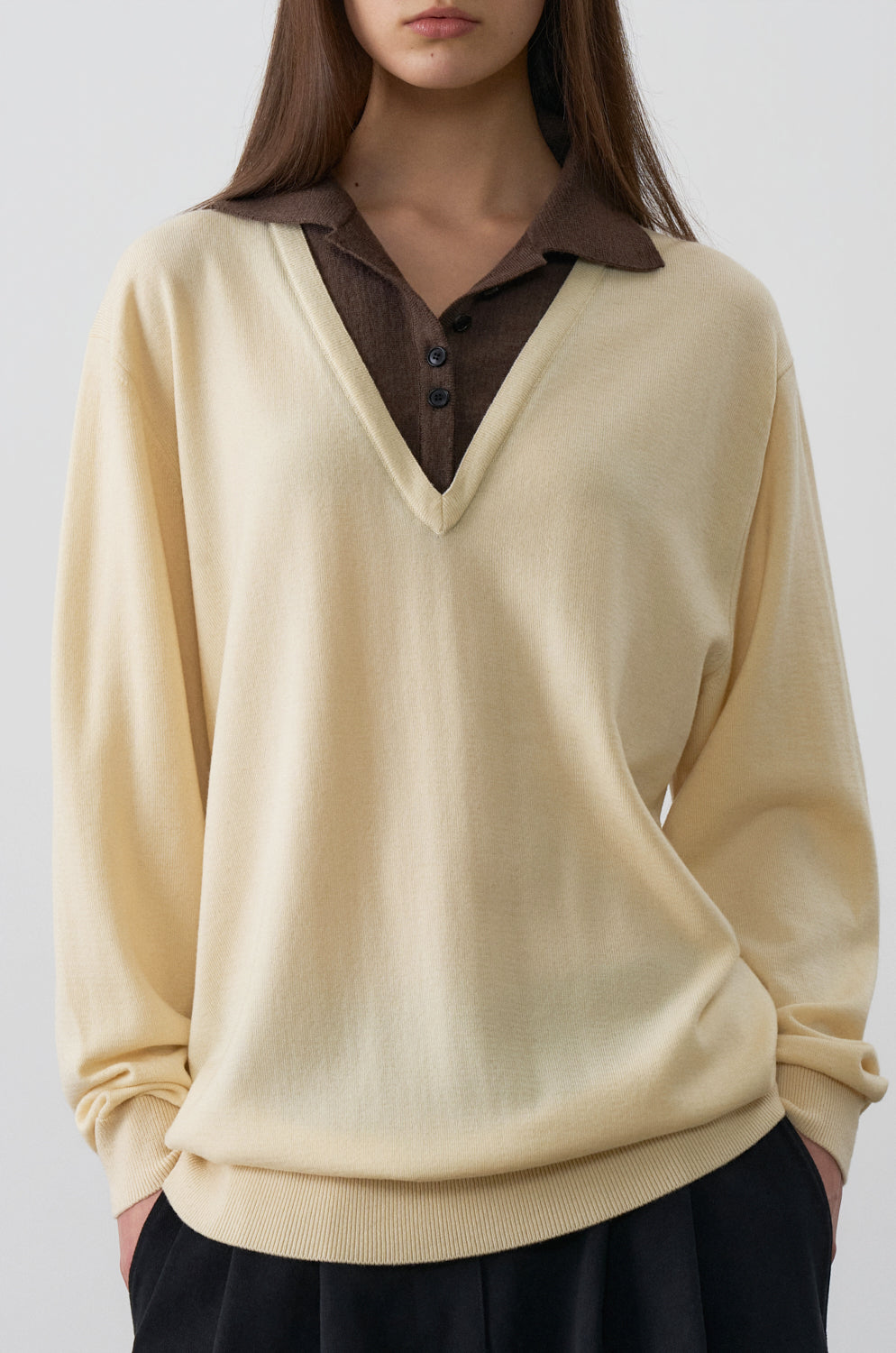 LAYERED COLLAR KNIT TOP