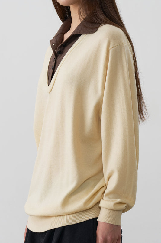 LAYERED COLLAR KNIT TOP