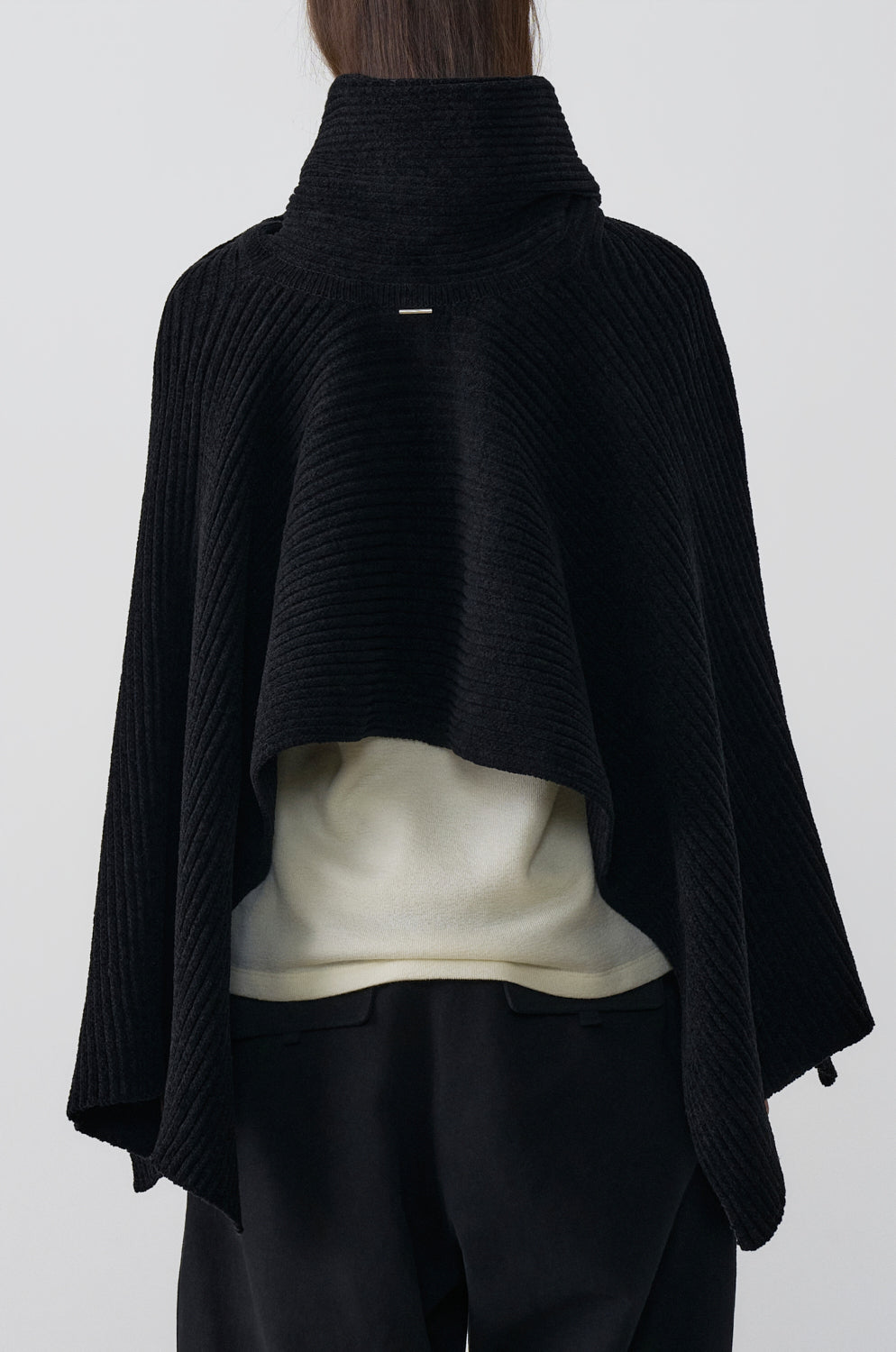 TWISTED NECK LAYERED KNIT CAPE