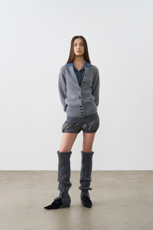 BUTTONED RIBBED LEG WARMERS