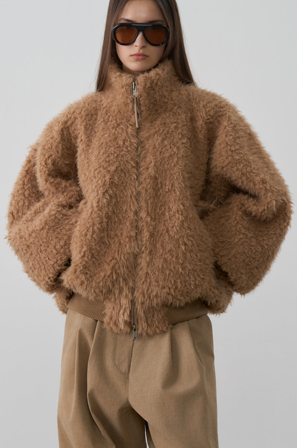 FLUFFY VOLUMED JUMPER