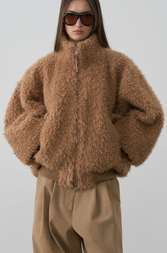FLUFFY VOLUMED JUMPER