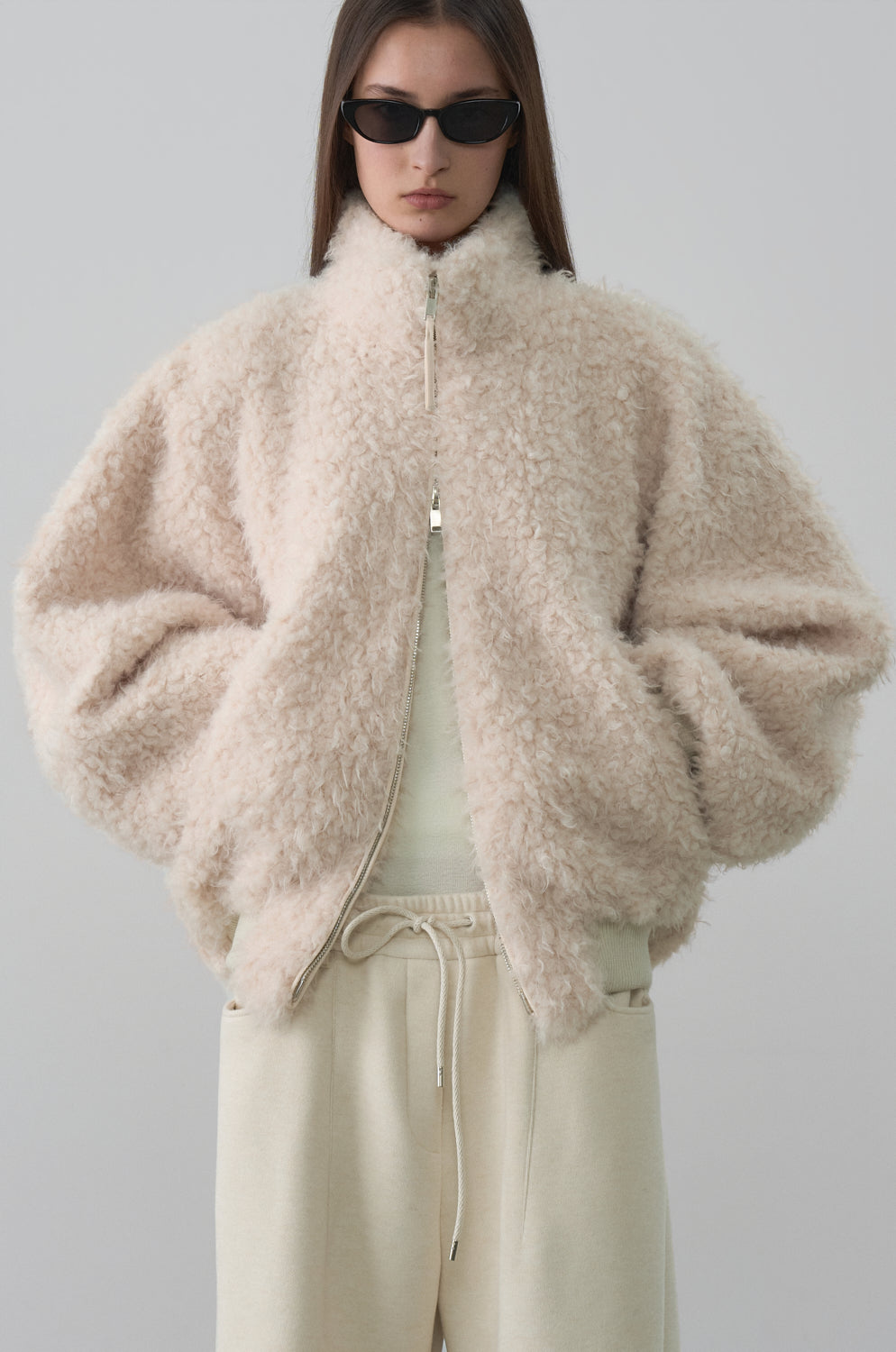 FLUFFY VOLUMED JUMPER