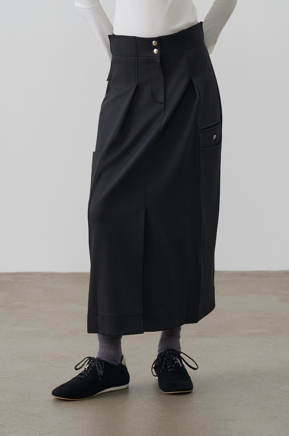 WOMEN - DRESS & SKIRT
